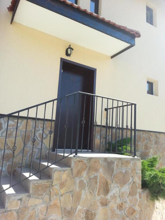 Menada Sunny Hill Villa Kosharitsa Esterno foto